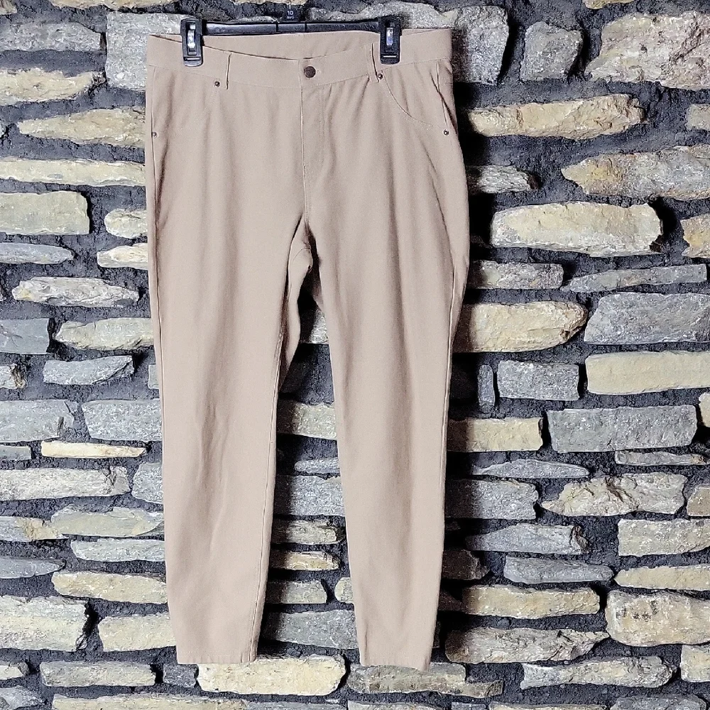 HUE Women's Khaki Leggings Size XL - Picture 1 of 10